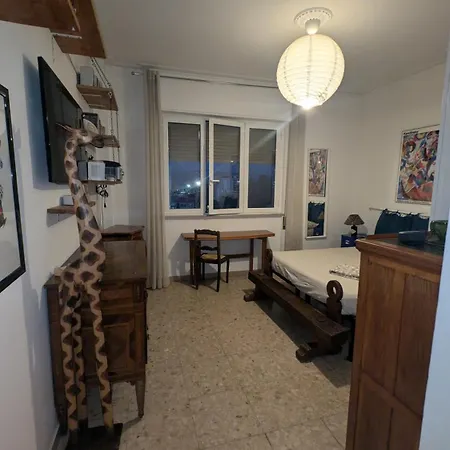 Interno 12 - In Shared Flat *